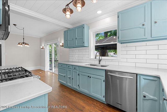 236 W Lincoln Street, Grand Ledge, MI 48837