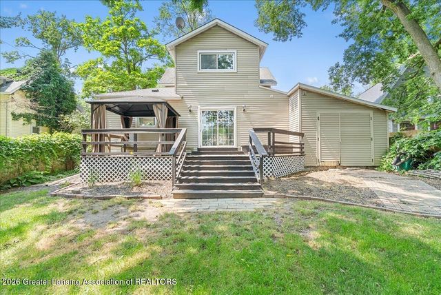 236 W Lincoln Street, Grand Ledge, MI 48837