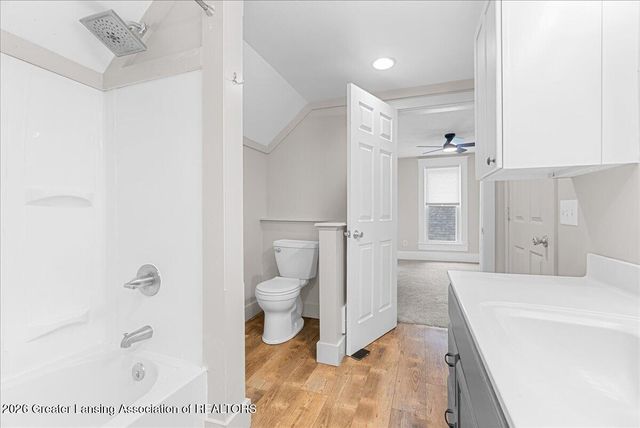 236 W Lincoln Street, Grand Ledge, MI 48837