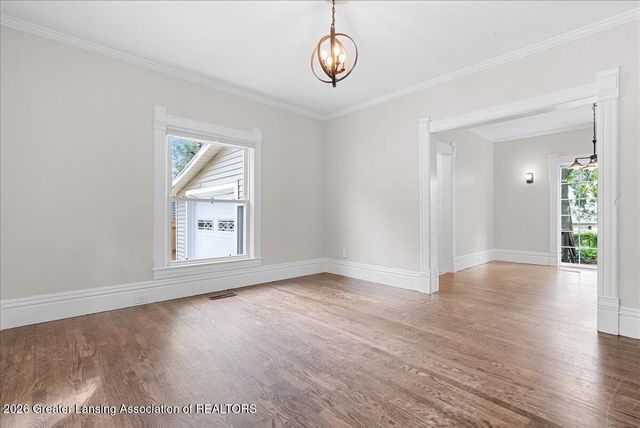 236 W Lincoln Street, Grand Ledge, MI 48837