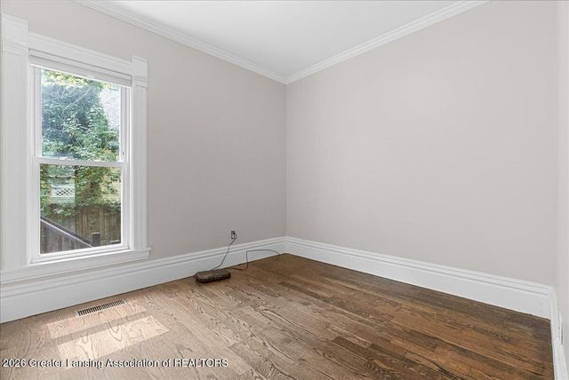 236 W Lincoln Street, Grand Ledge, MI 48837