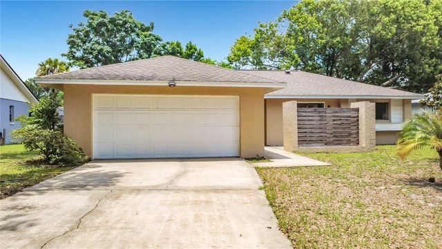 800 WAVECREST DRIVE, Orlando, FL 32807