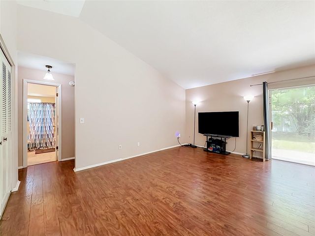800 WAVECREST DRIVE, Orlando, FL 32807