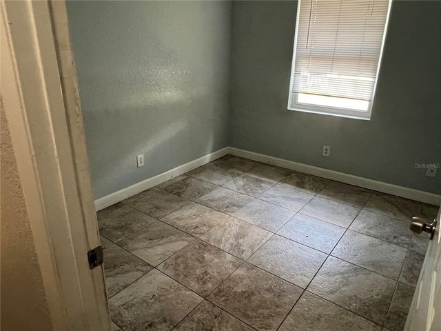 920 MAYDELL DRIVE A, Tampa, FL 33619