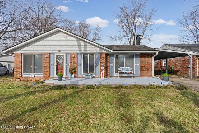 5604 Riata Ct, Louisville, KY 40218