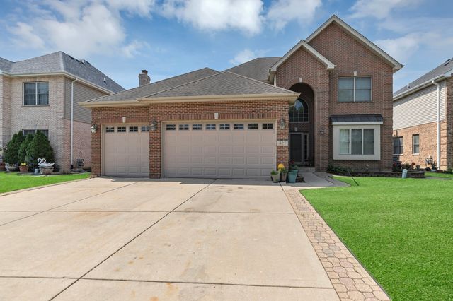 427 W Natoma Avenue, Addison, IL 60101