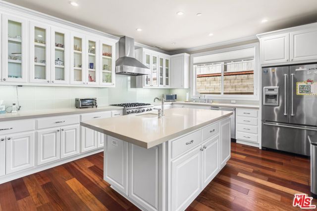 209 25th Street, Santa Monica, CA 90402