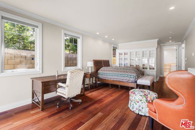 209 25th Street, Santa Monica, CA 90402