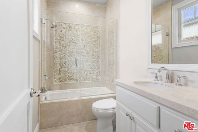 209 25th Street, Santa Monica, CA 90402