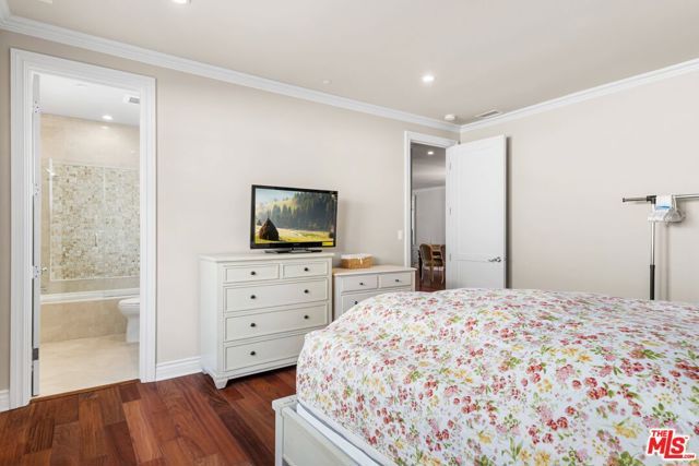 209 25th Street, Santa Monica, CA 90402