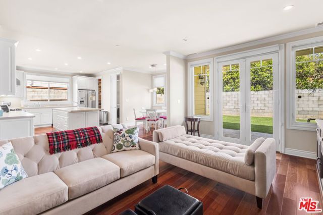 209 25th Street, Santa Monica, CA 90402