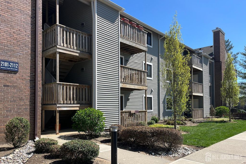 2109 Ravens Crest Drive, Plainsboro, NJ 08536