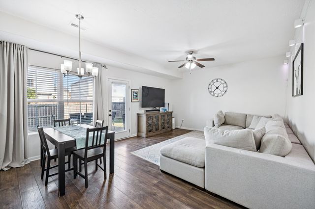 1740 Sunray Dr, Murfreesboro, TN 37127