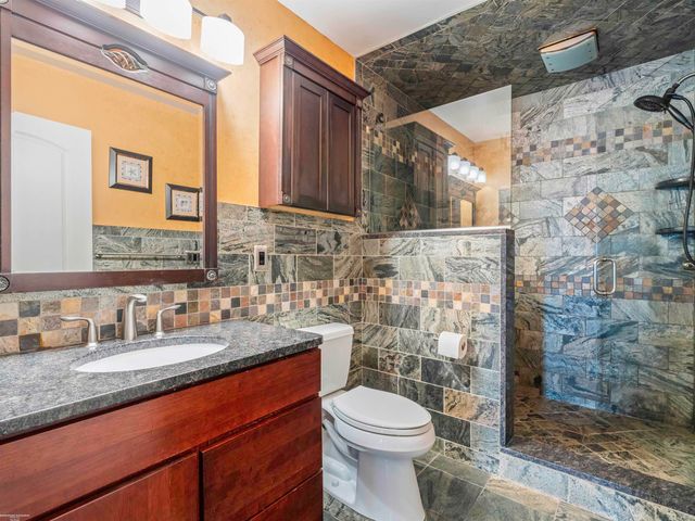 22631 Ridgeway Street, St Clair Shores, MI 48080