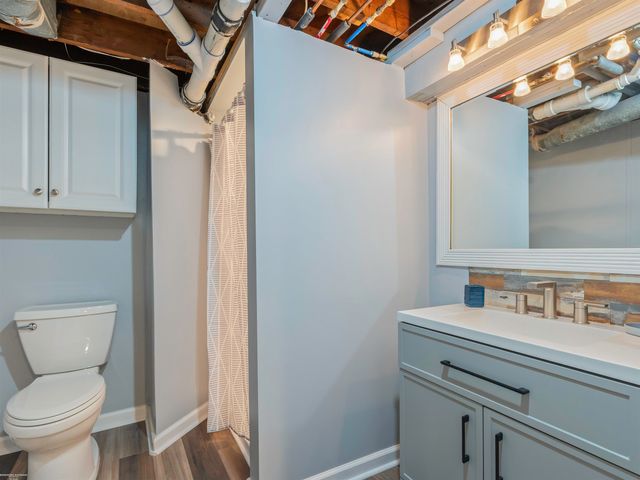 22631 Ridgeway Street, St Clair Shores, MI 48080