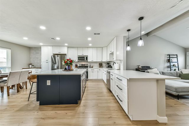 9039 Kirkland Drive, Houston, TX 77089