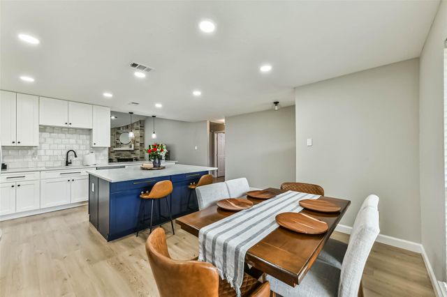 9039 Kirkland Drive, Houston, TX 77089