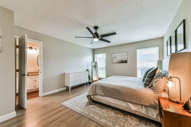 9039 Kirkland Drive, Houston, TX 77089