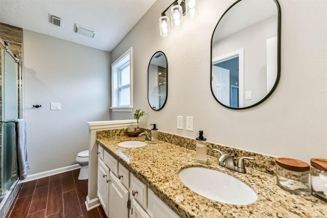 9039 Kirkland Drive, Houston, TX 77089