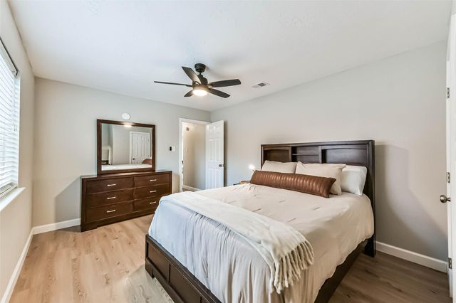 9039 Kirkland Drive, Houston, TX 77089