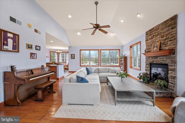 39 N FRIENDSHIP CT, Colora, MD 21917