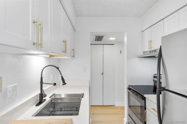 7755 E Quincy Avenue 303A5, Denver, CO 80237