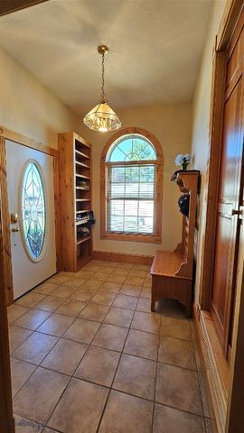 6310 W Dry Creek Road, Manhattan, MT 59741