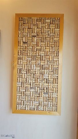 6310 W Dry Creek Road, Manhattan, MT 59741