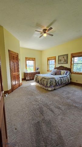 6310 W Dry Creek Road, Manhattan, MT 59741