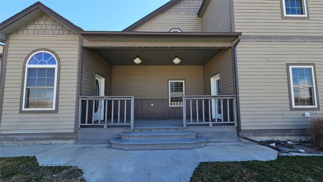 6310 W Dry Creek Road, Manhattan, MT 59741