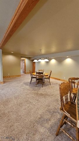 6310 W Dry Creek Road, Manhattan, MT 59741