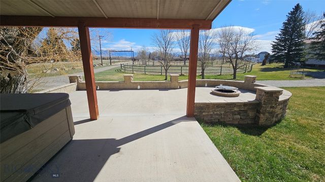 6310 W Dry Creek Road, Manhattan, MT 59741