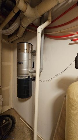 6310 W Dry Creek Road, Manhattan, MT 59741