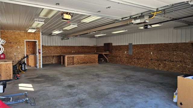 6310 W Dry Creek Road, Manhattan, MT 59741