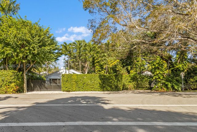 4011 HARDIE AVENUE, Miami, FL 33133