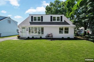 25 Parker Avenue, Rochelle Park, NJ 07662