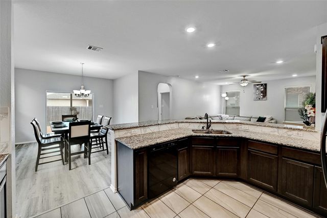 17011 Prestons Braid LN, Round Rock, TX 78664