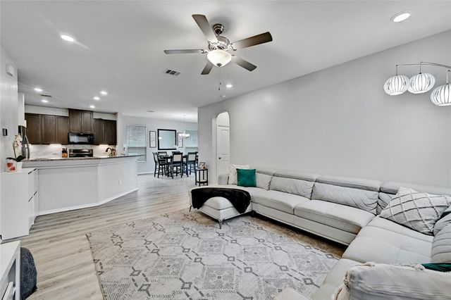 17011 Prestons Braid LN, Round Rock, TX 78664