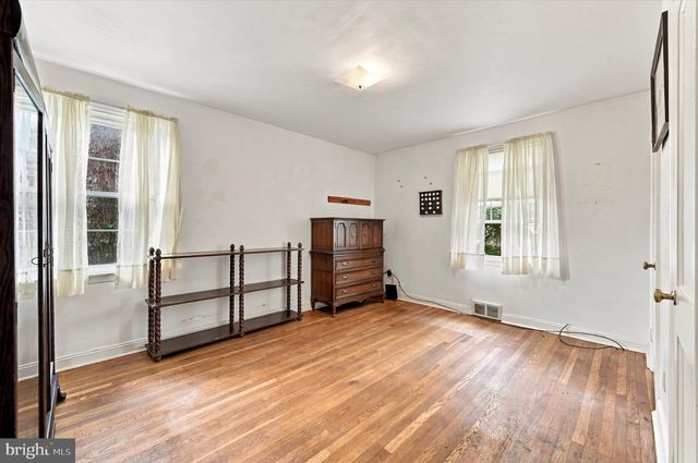 244 E TURNBULL AVE, Havertown, PA 19083