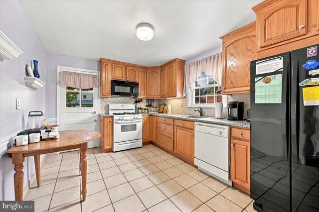 244 E TURNBULL AVE, Havertown, PA 19083