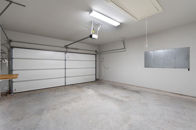 8709 Alderman DR, Austin, TX 78747