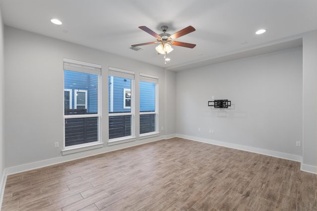 8709 Alderman DR, Austin, TX 78747