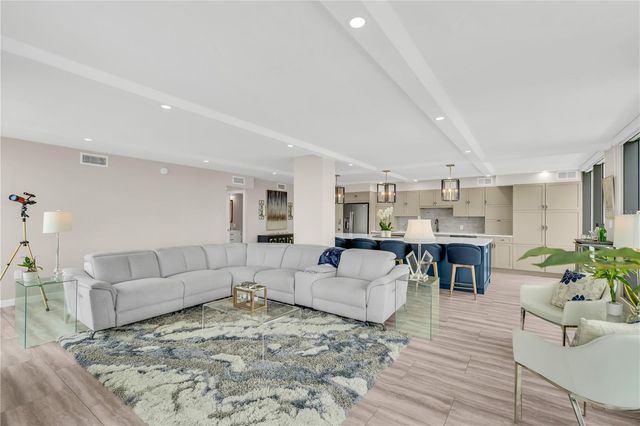 707 S GULFSTREAM AVENUE 807, Sarasota, FL 34236