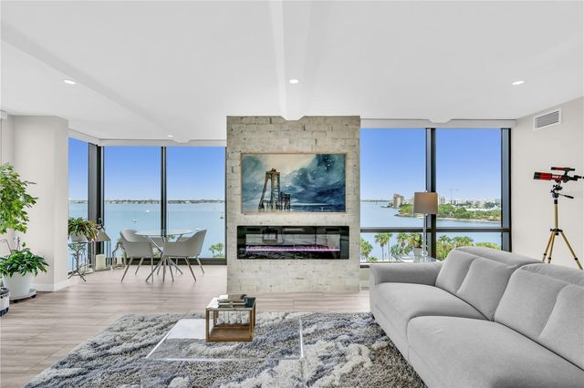 707 S GULFSTREAM AVENUE 807, Sarasota, FL 34236
