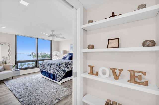 707 S GULFSTREAM AVENUE 807, Sarasota, FL 34236