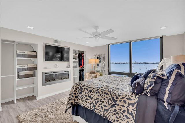 707 S GULFSTREAM AVENUE 807, Sarasota, FL 34236