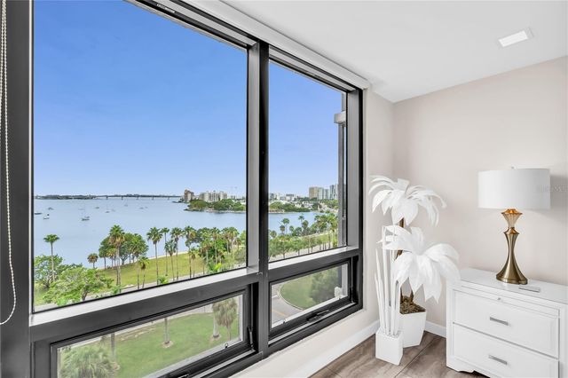 707 S GULFSTREAM AVENUE 807, Sarasota, FL 34236