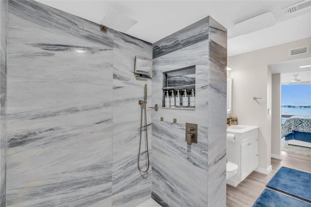 707 S GULFSTREAM AVENUE 807, Sarasota, FL 34236