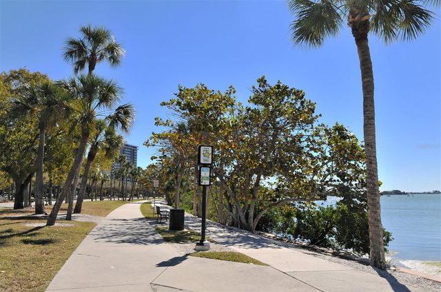 707 S GULFSTREAM AVENUE 807, Sarasota, FL 34236