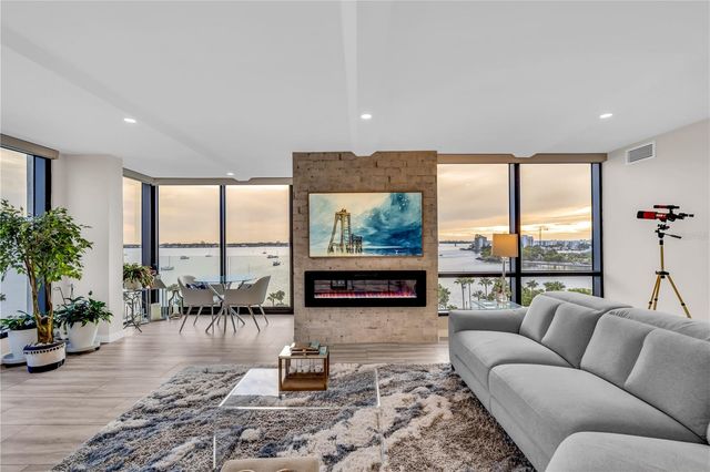 707 S GULFSTREAM AVENUE 807, Sarasota, FL 34236
